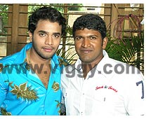 Murali and Puneeth during the muhurath of Gopi