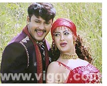 Darshan and Gurlin Chopra in film Sardara