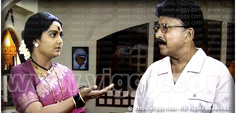 Shruthi and Dr. Vishnuvardhan in film Sirivantha